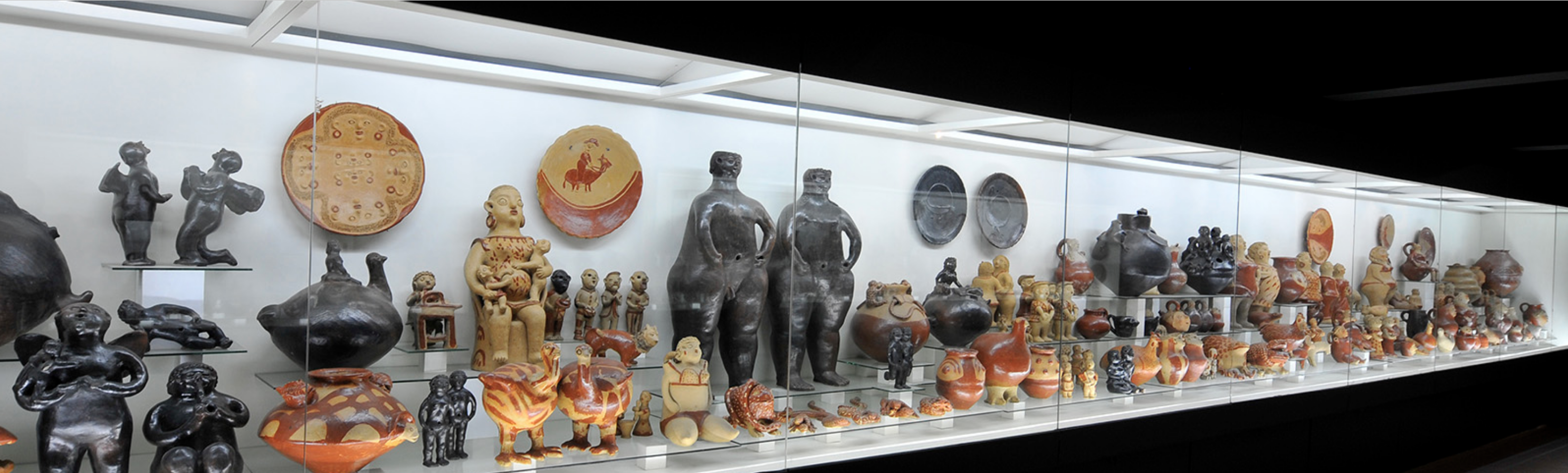 Barro. Ceramics display